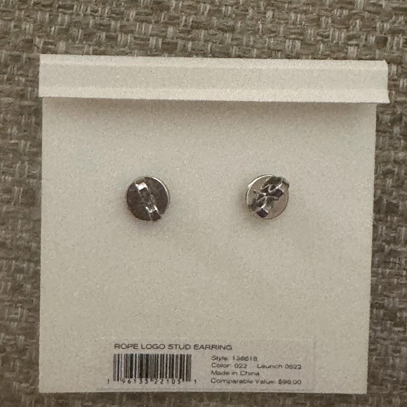 TORY BURCH LOGO earrings in silver NEW WITH TAGS - Picture 5 of 8